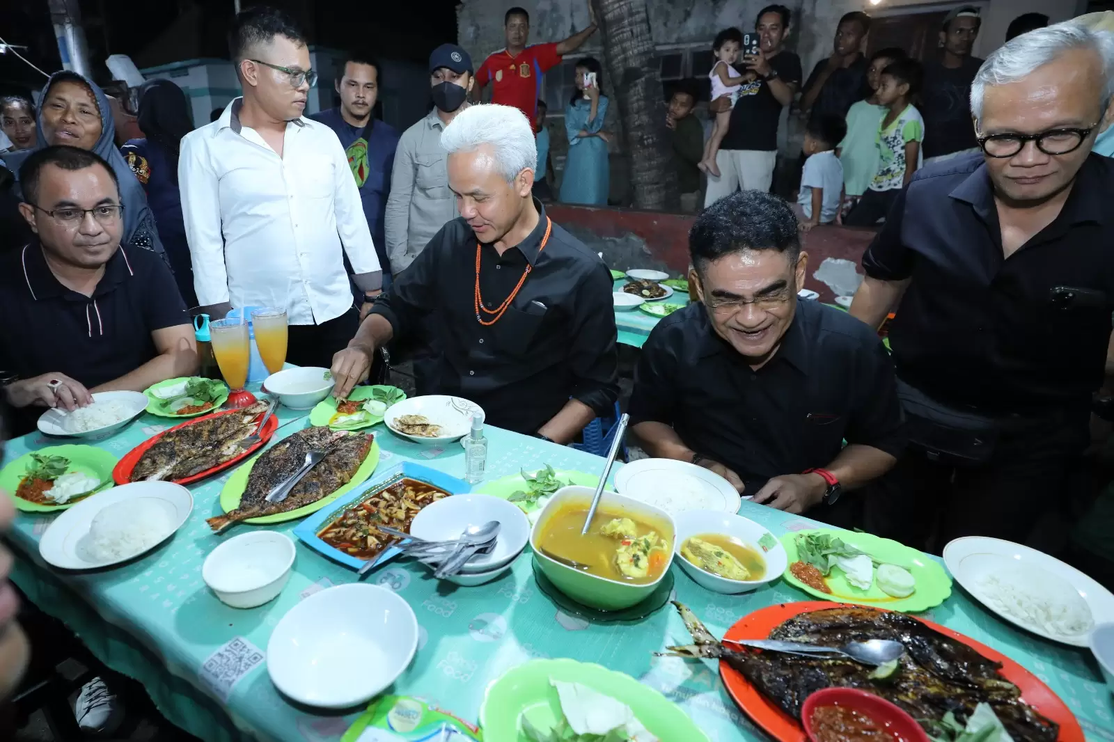 Pasar Malam Wisata Kuliner Sea Food Kampung Solor Kota