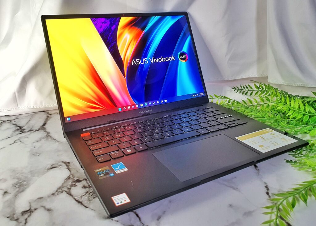 ASUS VivoBook S14