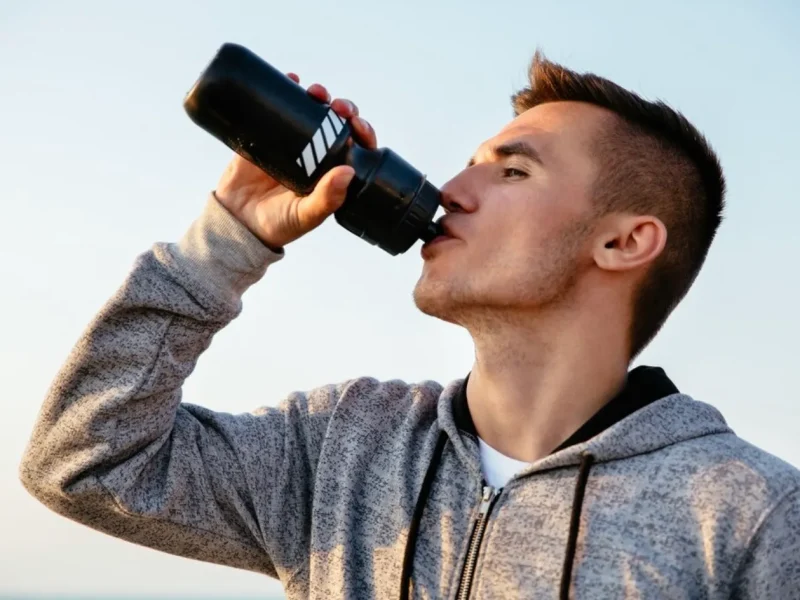 Sehatkah Minuman Berenergi? Manfaat Dan Efek Sampingnya