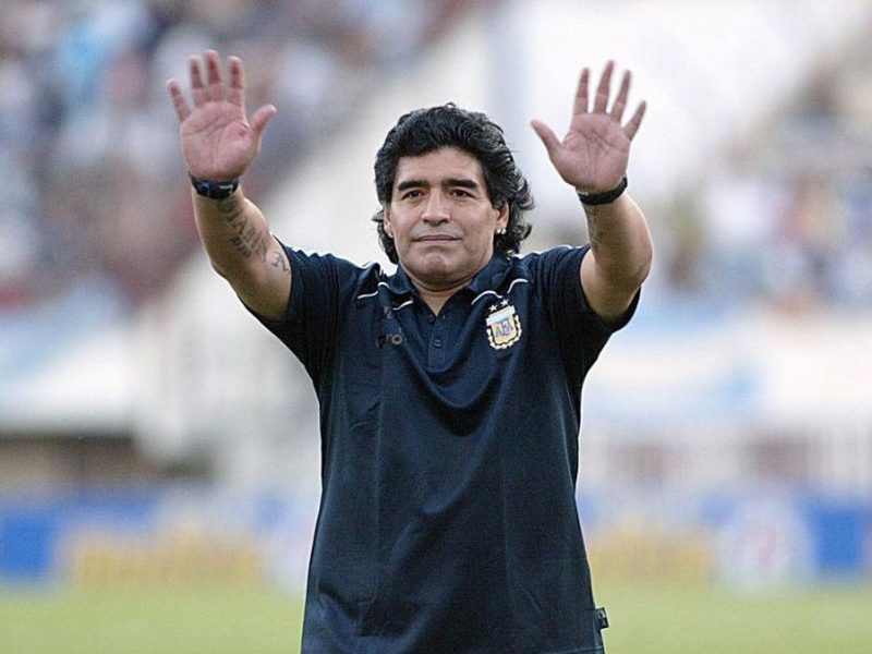 Figur Sentral Pahlawan Sepak Bola Di Lapangan Hijau