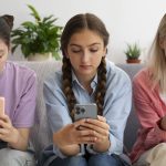 Dampak Berkelanjutan Media Sosial: Apa Yang Menanti Kita?