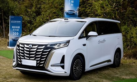 Denza D9, Mobil Listrik Mewah Terlaris Indonesia Tahun Lalu