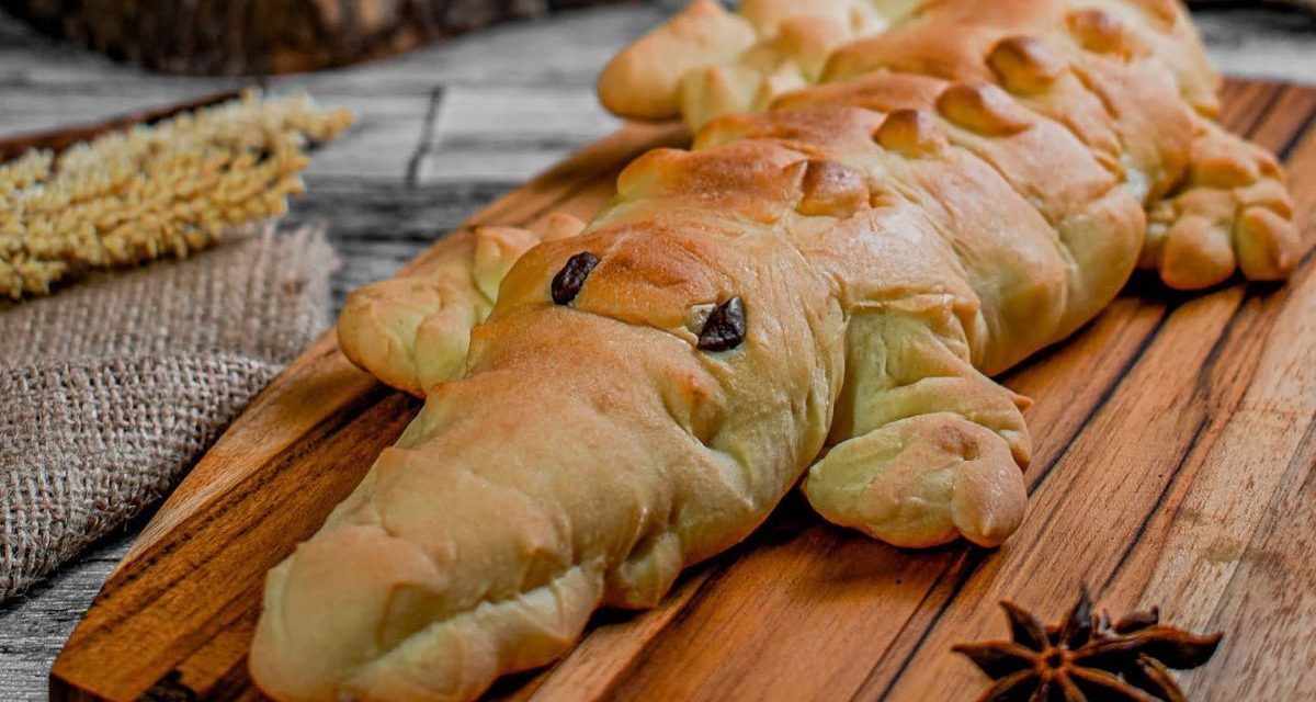 Makanan Roti Buaya Simbol Kesetiaan Masyarakat Betawi