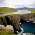 Keunikan Danau Leitisvatn, Ilusi Optik Alam Yang Mendunia
