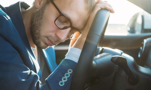 Efek Buruk Tidur Di Mobil Dengan Keadaan AC Menyala
