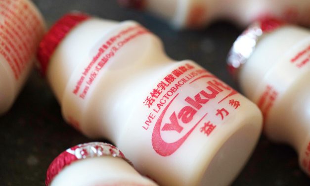Yakult Bisa Membantu Meredakan Sembelit, Simak penjelasan Ini!