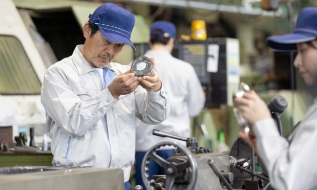 Strategi Keuangan Meningkatkan Daya Saing Di Sektor Manufaktur
